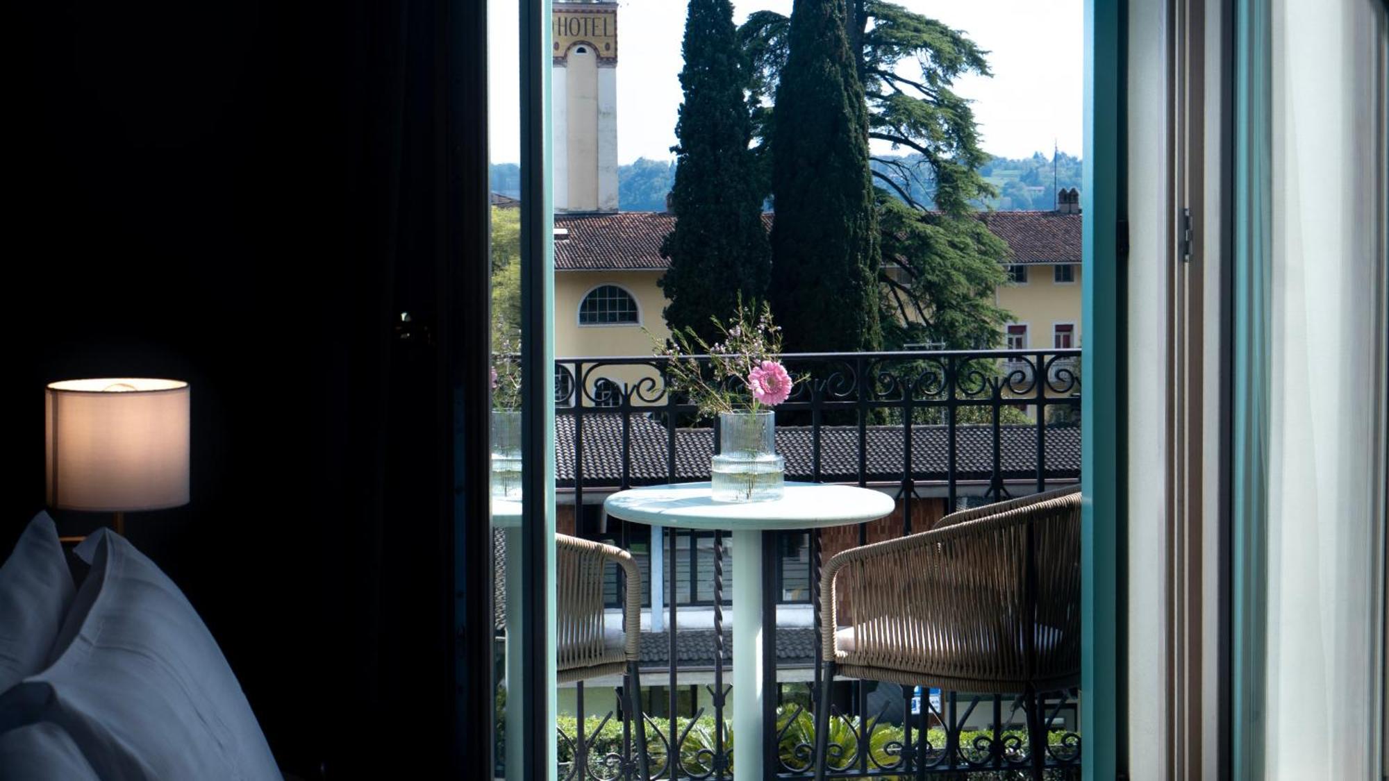 Gardone Palace Hotel Gardone Riviera Kültér fotó